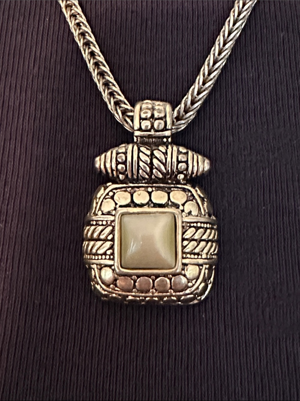 Vintage‎ Premier Designs Gold Tone Slide Cabuchon Pendant Necklace